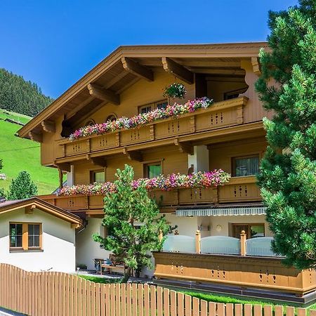 ホテル Haus Hochland トゥクス エクステリア 写真
